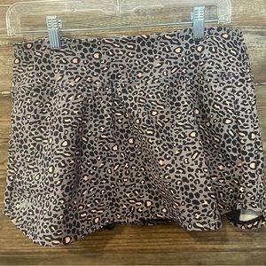 HANNAH CHILDS Serena Skort 13” Platinum Leopard